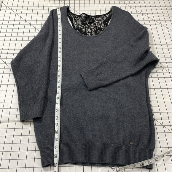 Guess dark gray tunic sweater w scoop neck and black lace back - Picture 7 of 10